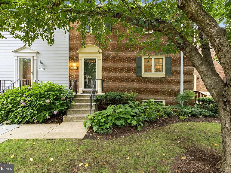 4880 Chevy Chase Dr #133 — Photo 27