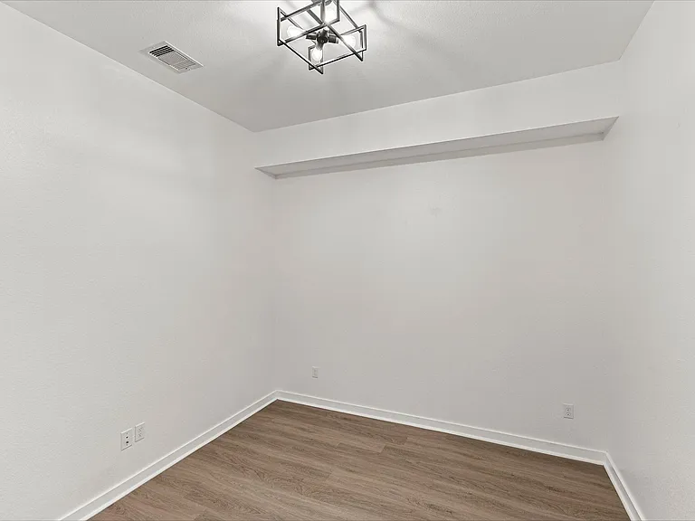 14828 Spica Ct — Photo 9