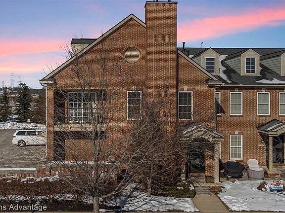 2nd image of 120 N Village Way #61