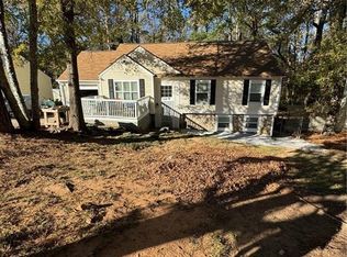 3138 Chippewa Dr, Rex, GA 30273