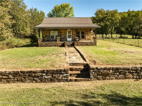 1100 Highway 71 NE, Mountainburg, AR 72946