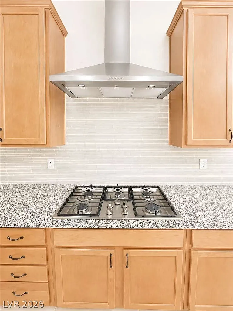 4 bed, 3.0 bath, 2151 sqft, $2,490 — Photo 3