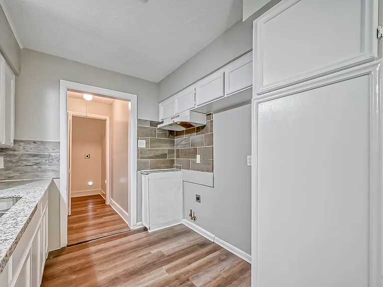 5606 Elm Springs Dr — Photo 9