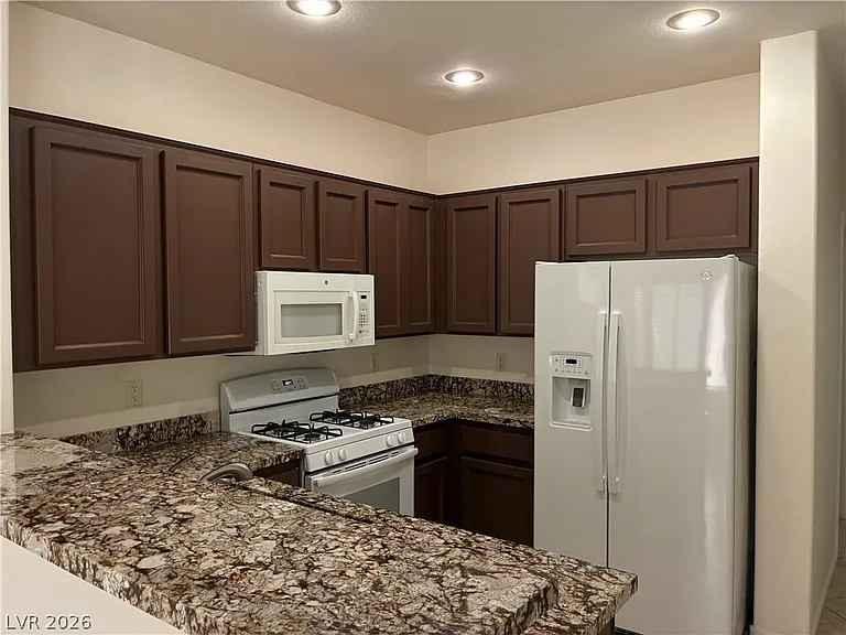 2581 Leighton Ave — Photo 8