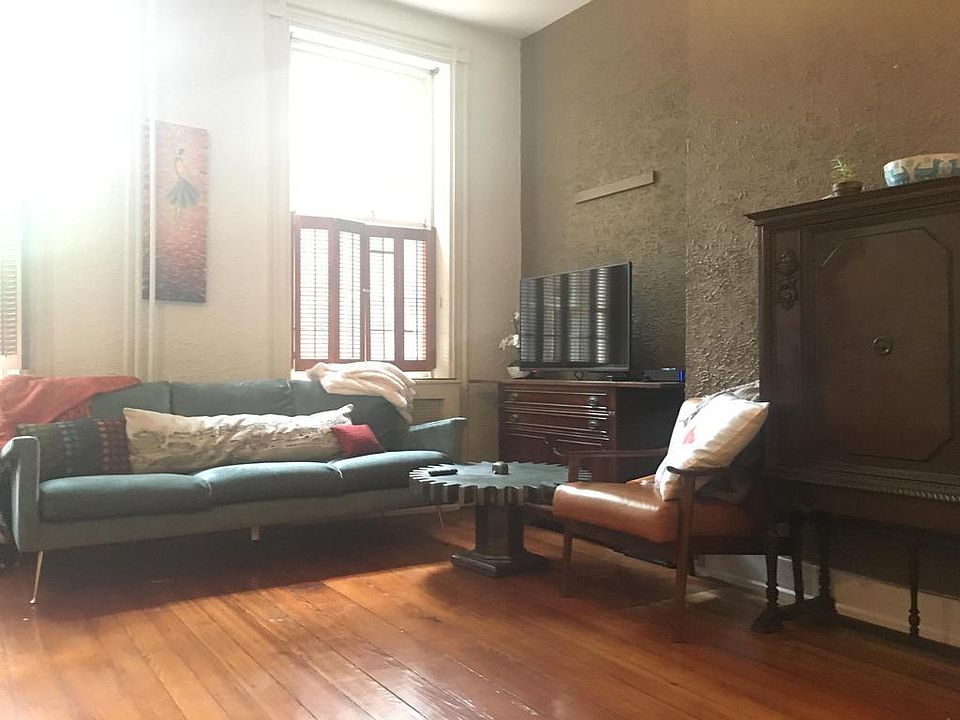 1st image of 249 Pine St Unit A