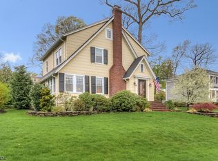 6 Pine Ave, Madison, NJ 07940