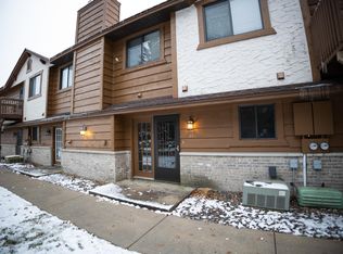 61 125th Ln NW, Minneapolis, MN 55448