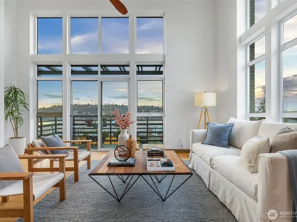 125 E Lynn Street #301, Seattle, WA 98102