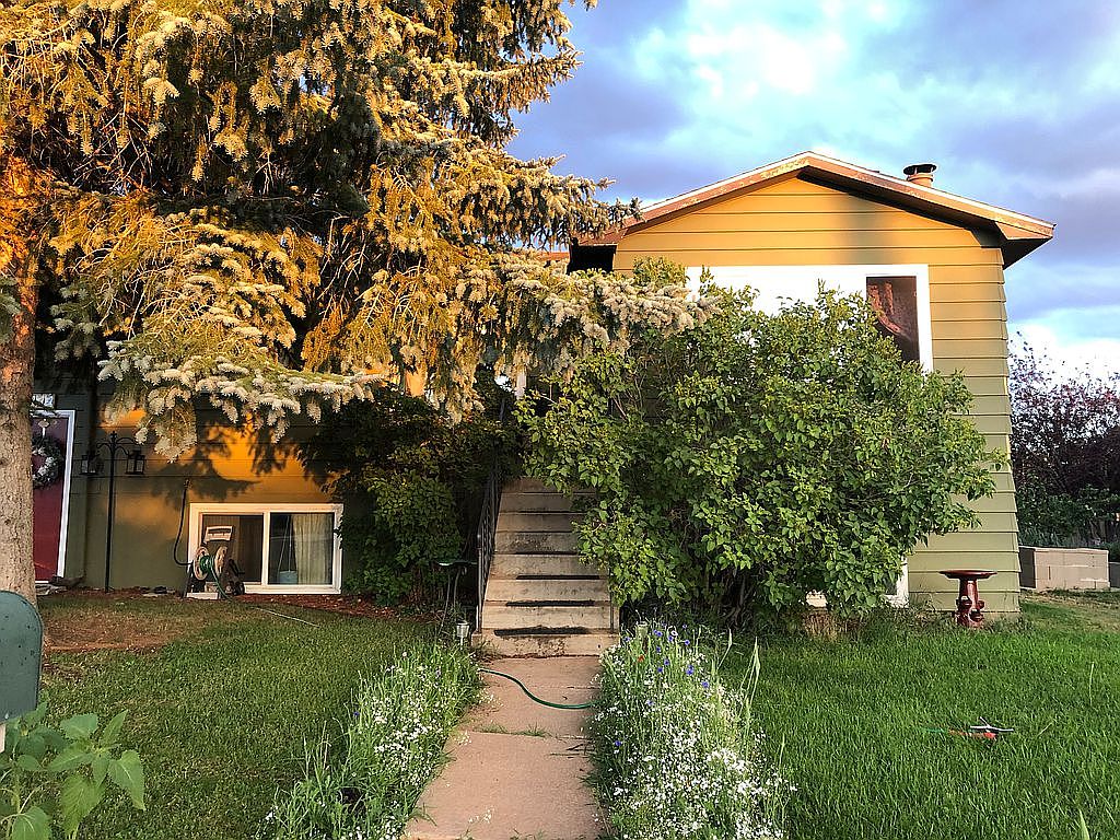 1212 Mill St, Laramie, WY 82072 Zillow