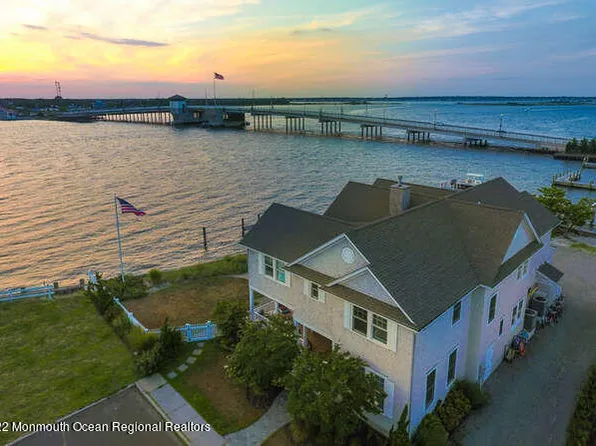 306 Old Bridge St, Mantoloking, NJ 08738