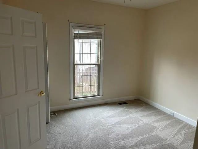 209 Saint Thomas Rd — Photo 10