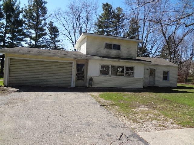 1st image of 148 Grand St