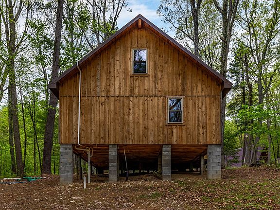 5th image of 1373 Jacks Mountain Rd