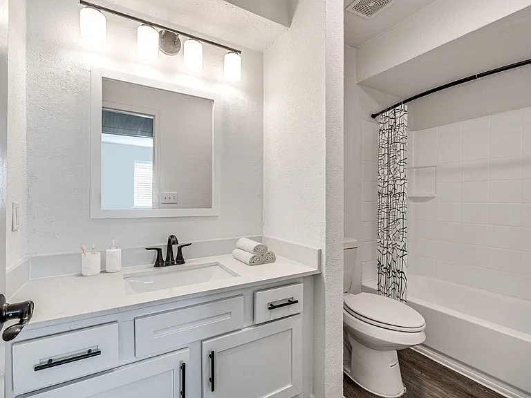 Hearthstone Homes - OKC — Photo 6