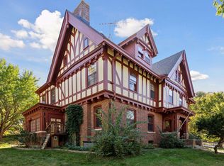 1025 W 4th St, Red Wing, MN 55066