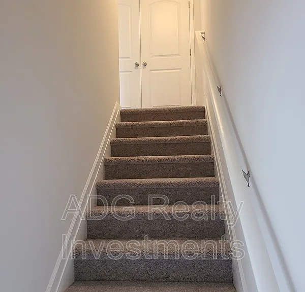 1459 Cypress Loop — Photo 7