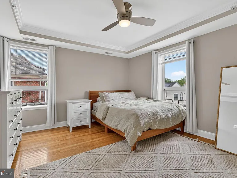 712 Marietta Pl NW #204 — Photo 11