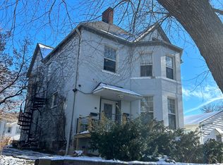 607 N 40th St APT 3, Omaha, NE 68131