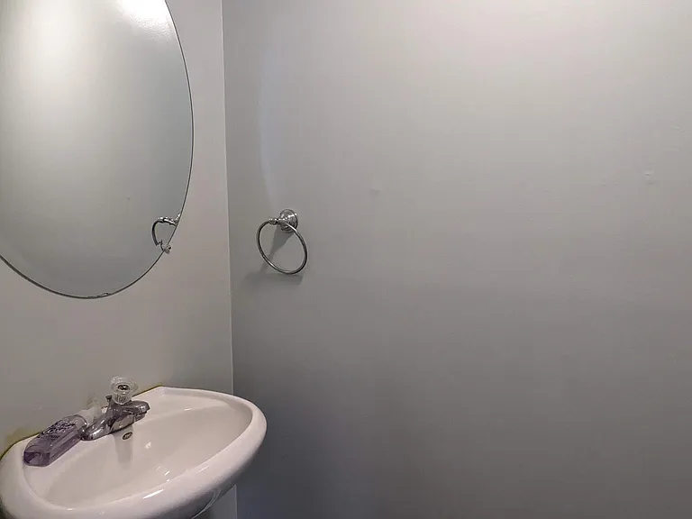 829 Gallows Ct — Photo 12