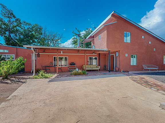 4th image of 601 Noble Pl NE #4