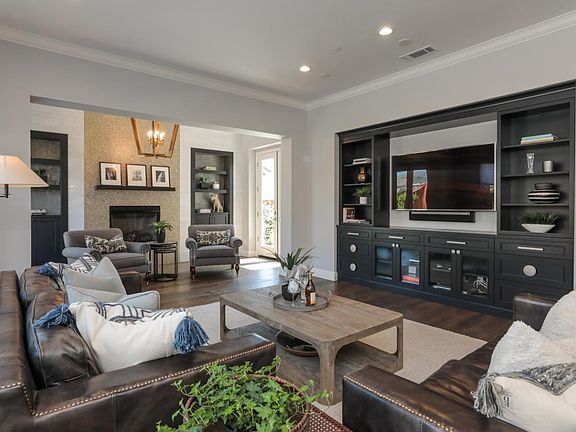 3rd image of 18232 Solano Pl