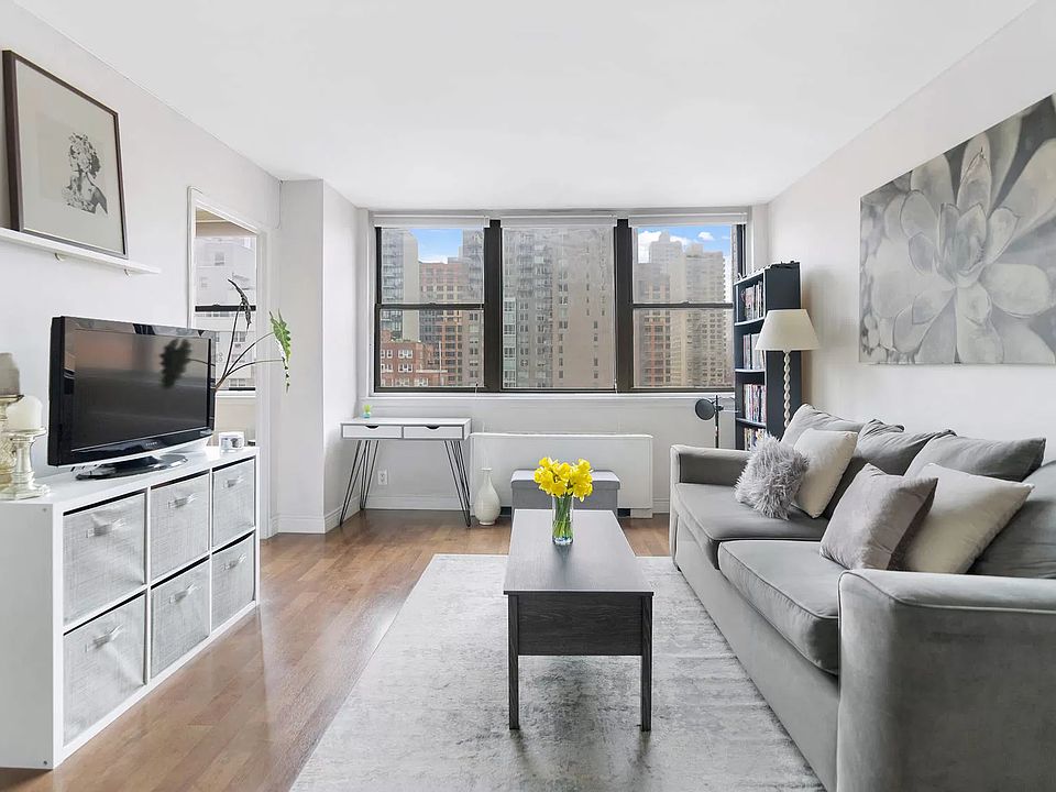 1st image of 225 E 36th St APT 10M