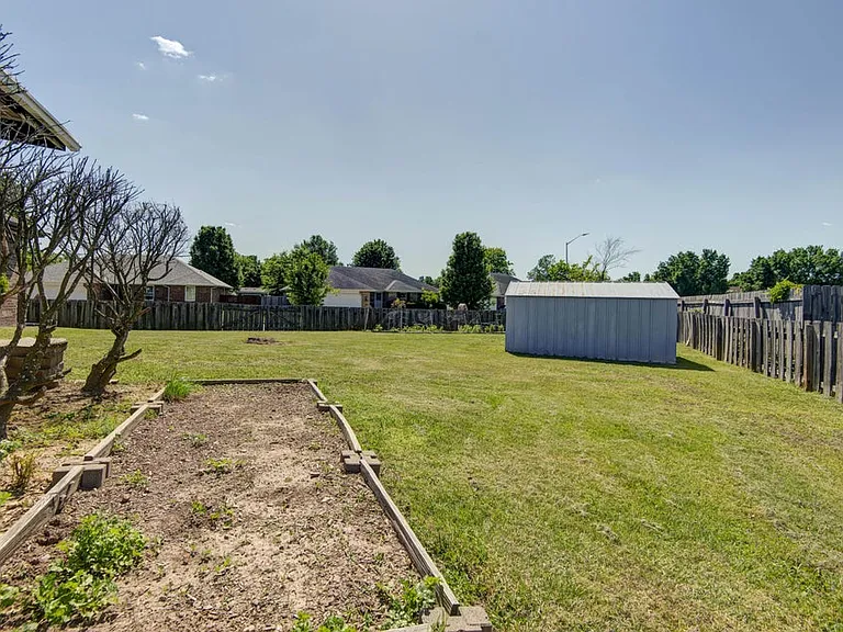 3587 W Shawnee Pl — Photo 24