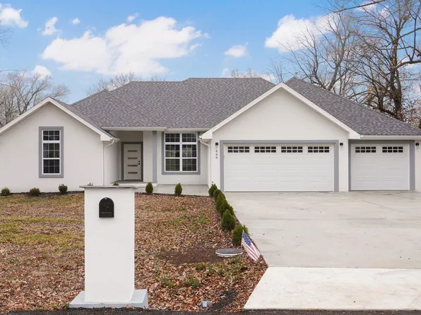 699 John F Kennedy Drive, Willard, MO 65781
