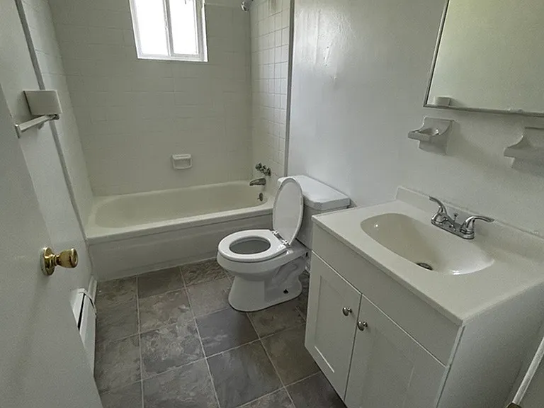 2622 Swede Rd #H11 — Photo 24