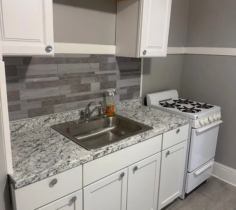 406-408 Belmont Ave