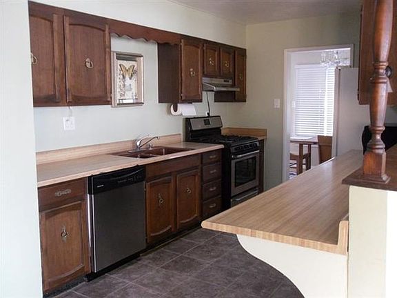 5th image of 4603 Briercrest Ave