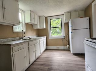 1337 1/2 Fairview Ave, Kingsport, TN 37660