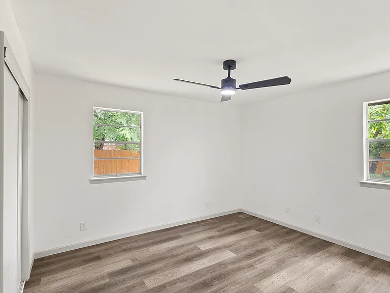 3812 David Ln — Photo 20