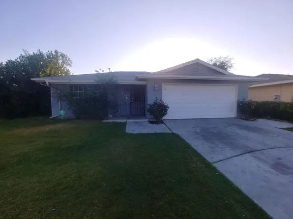 3000 Peppertree Ln, Bakersfield, CA 93309