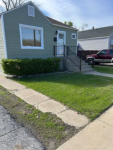 13038 S Avenue O Photo 1