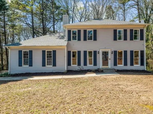 5042 Waterford Dr SW, Mableton, GA 30126