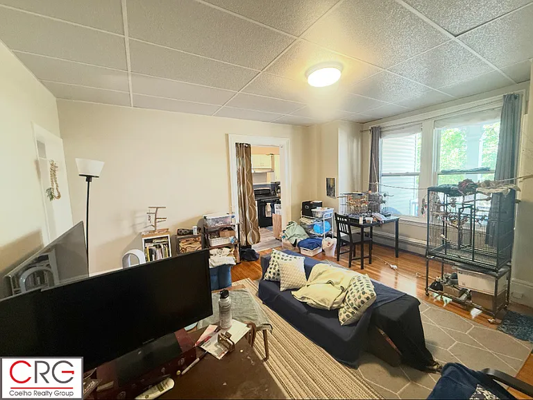 111 Washington St #1F — Photo 4