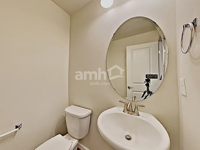 13713 67th Ave E — Photo 10