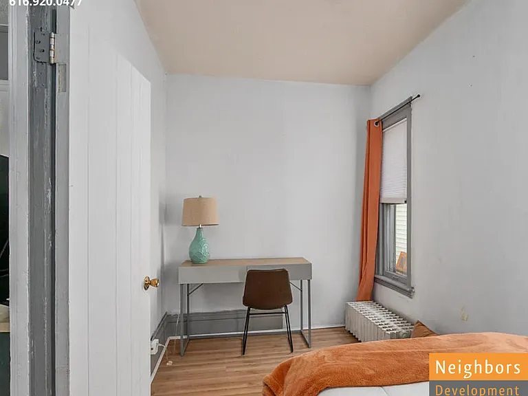 19 Palmer St NE #1 — Photo 17