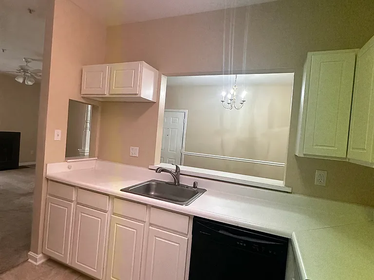 602 Moonglow Rd #103 — Photo 8