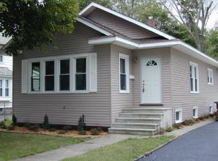 1612 Clinton Ave, Kalamazoo, MI 49001