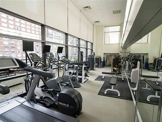 Rented by Corcoran | media 23