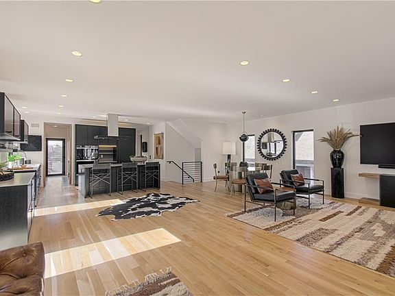5th image of 4622 Fairmount Ave