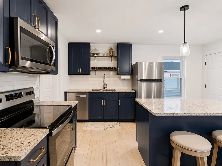 34 Revere St #1 — Photo 16