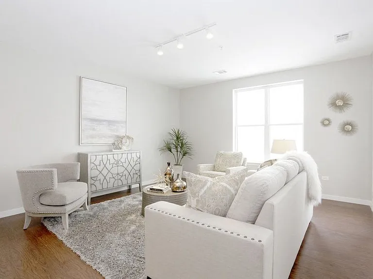 Living Room - 2 Bedroom 2 Bath (Unit C)