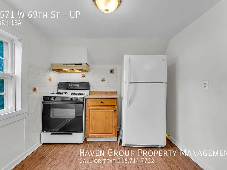 3571 W 69th St #UP — Photo 5