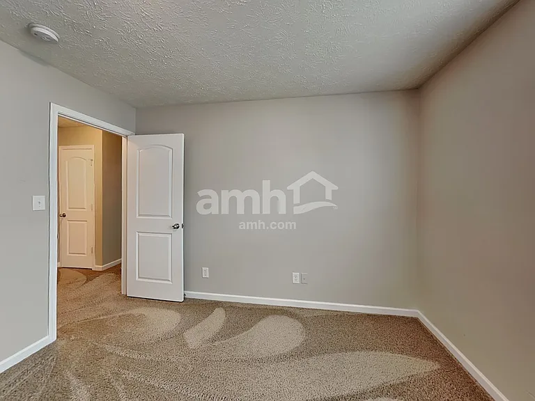 2364 Blackthorn Dr — Photo 18