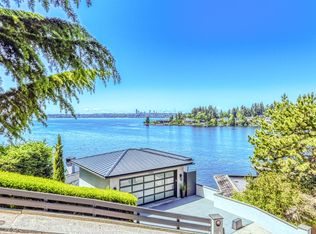 9214 SE Shoreland Dr, Bellevue, WA 98004