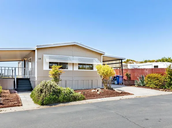 1001 Sylmar Ave Space 128, Clovis, CA 93612