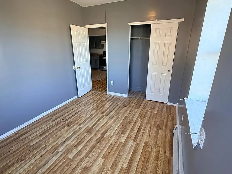 392 Montauk Ave #2 — Photo 8